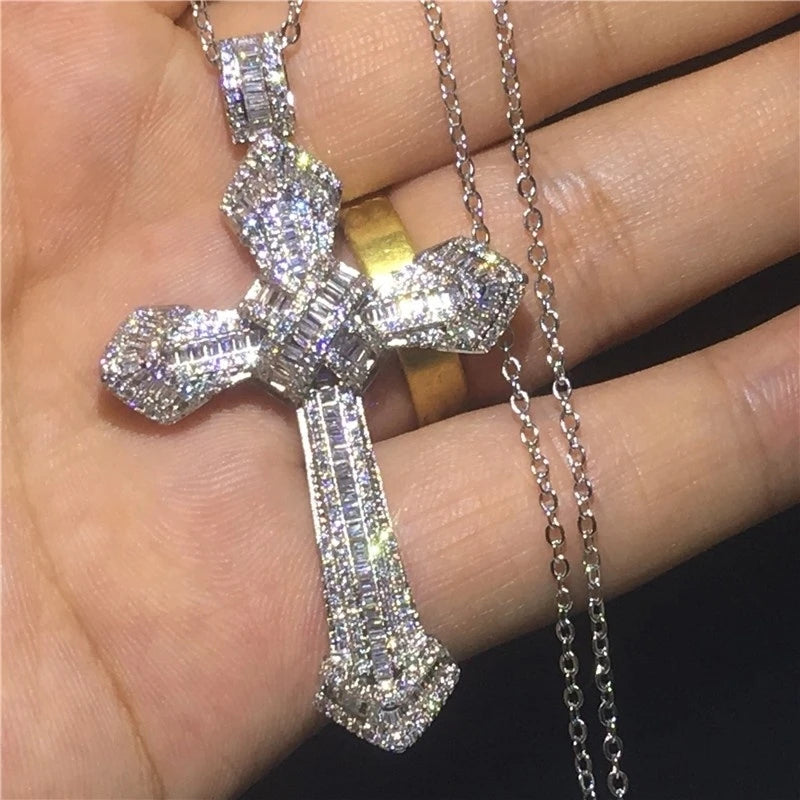 CLASSIC TEMPLAR CROSS NECKLACE