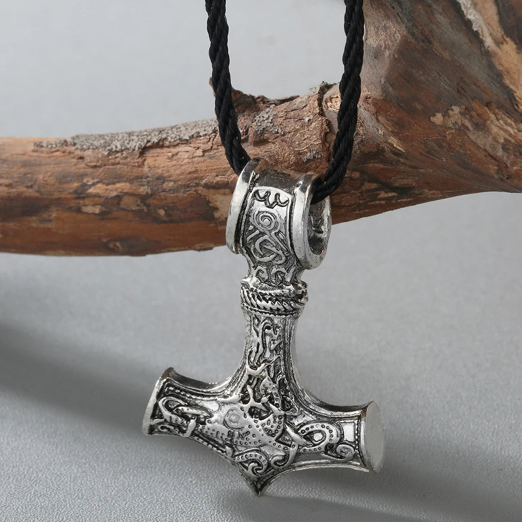 WOLF THORS HAMMER NECKLACE