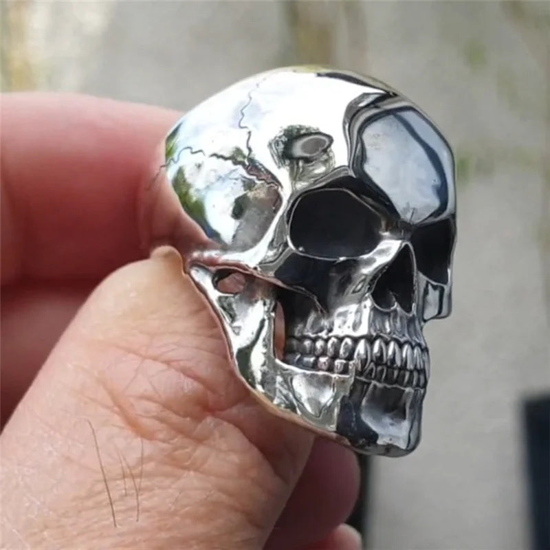 SILVER SKULL SIGNET RING