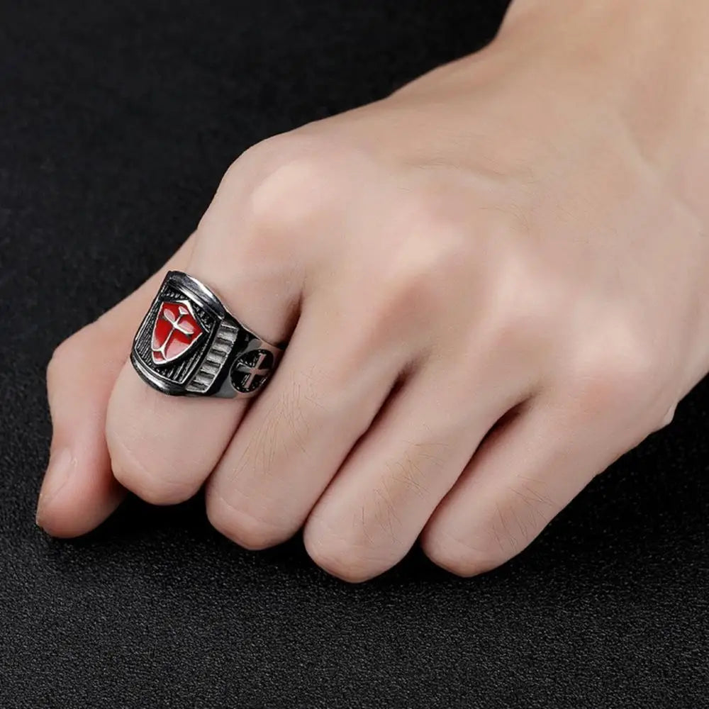 TEMPLAR CROSS RING