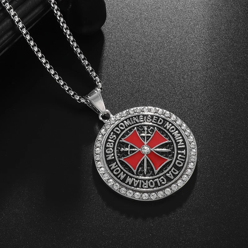 CLASSIC TEMPLAR CROSS NECKLACE