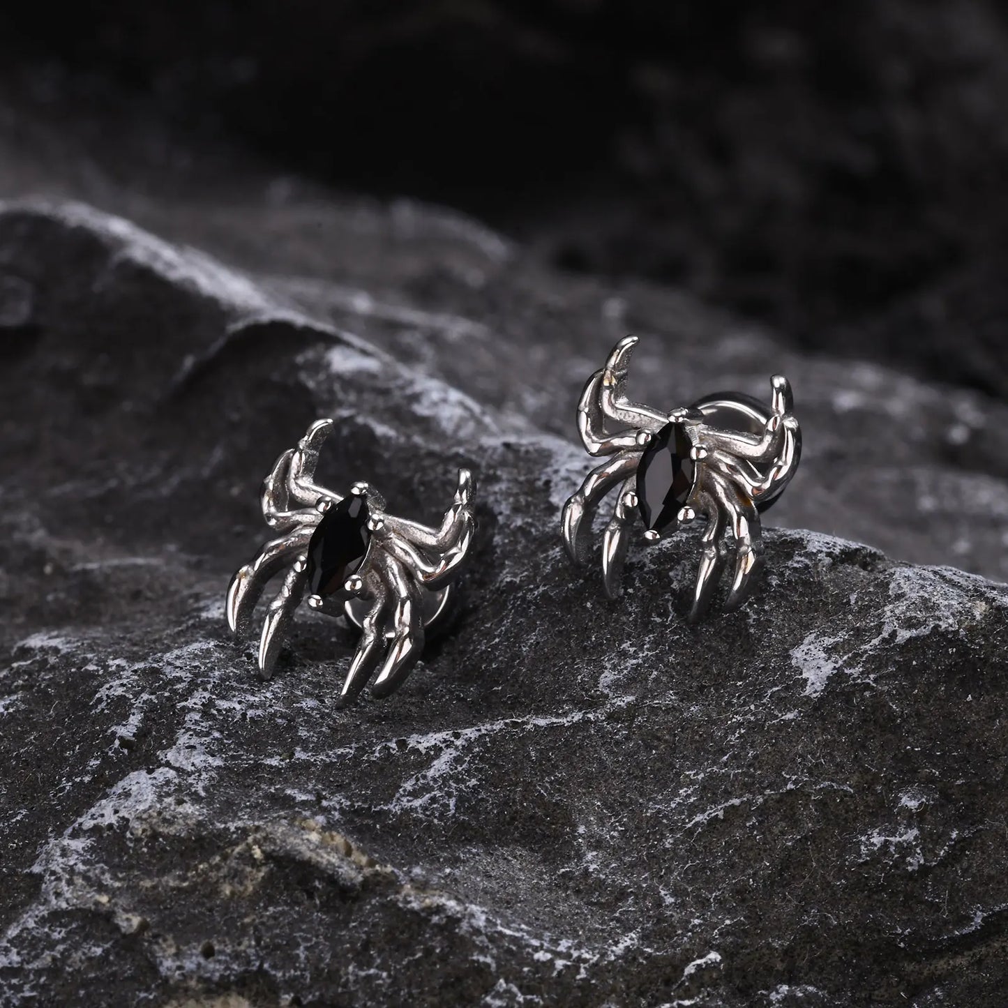 SILVER-TONE SPIDER STUD EARRING