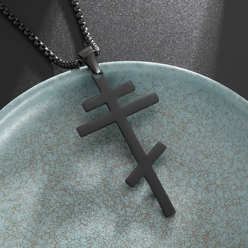 CLASSIC TEMPLAR CROSS NECKLACE