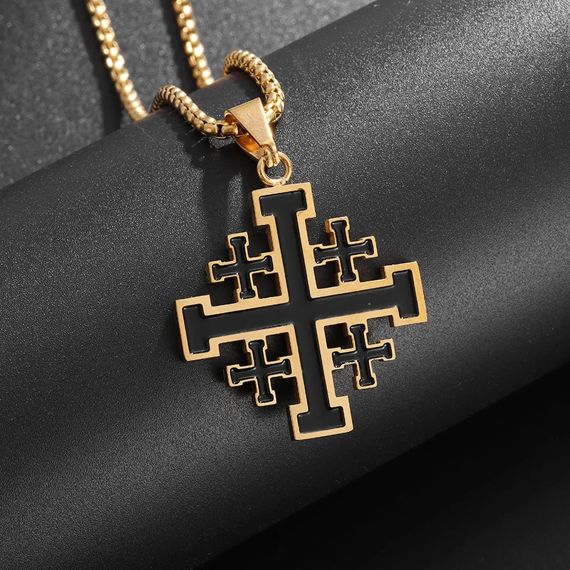 CLASSIC TEMPLAR CROSS NECKLACE