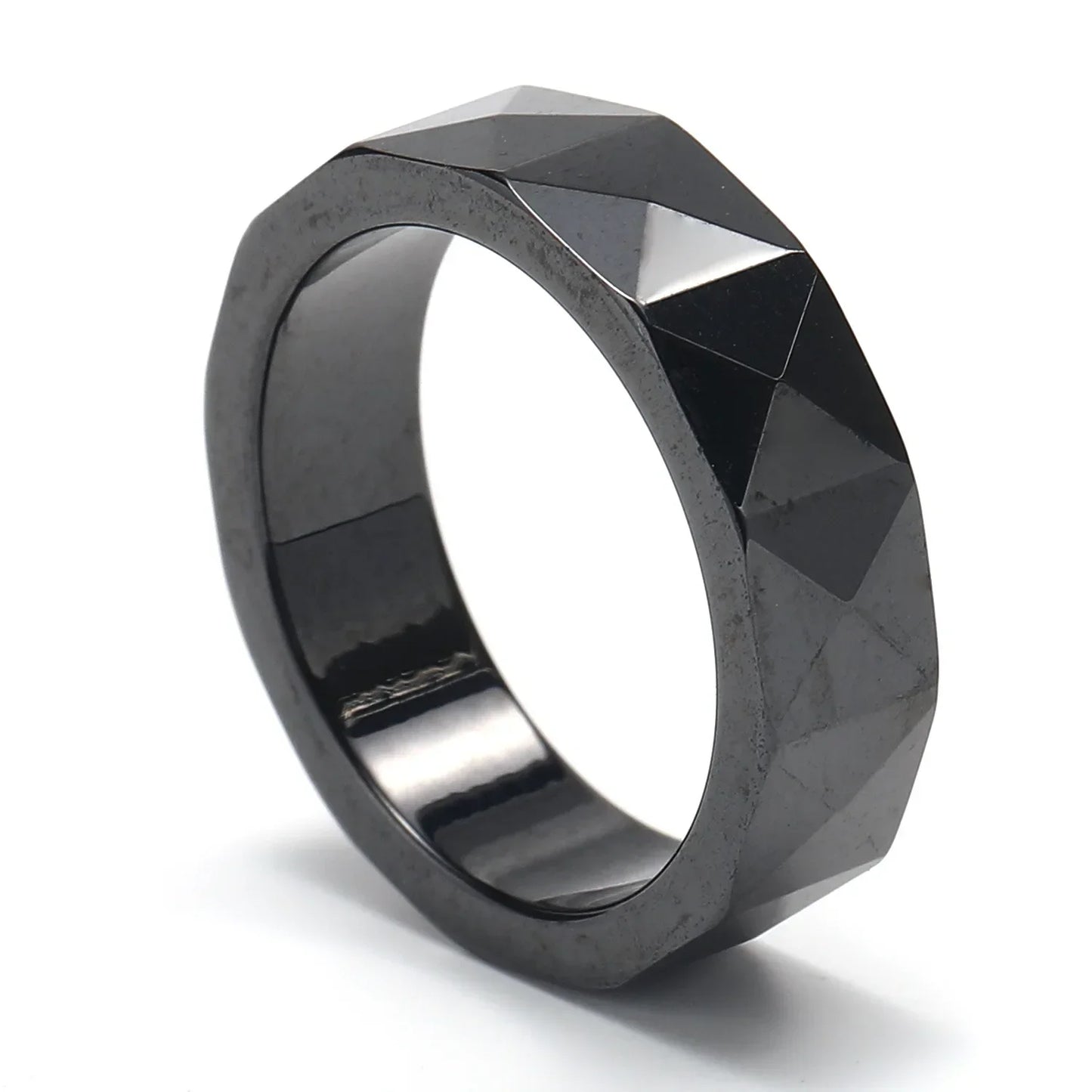 MINIMALIST FACETED CERAMIC RING