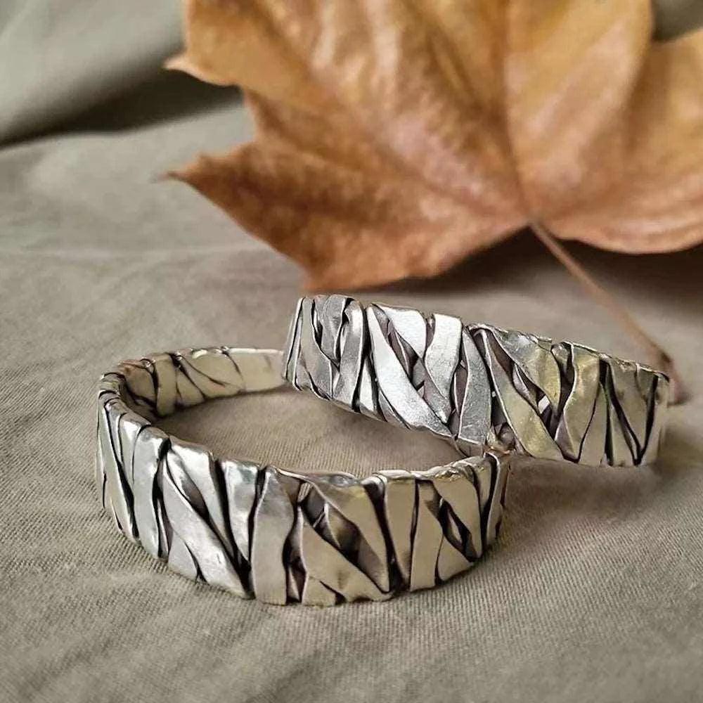 TWISTED SILVER CUFF - Double Fancy