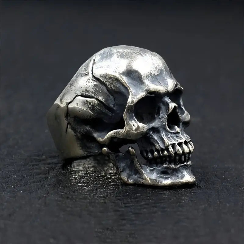 ROCK SKULL SKELETON