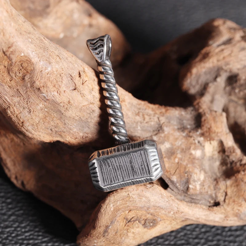 STEEL THOR PENDANT NECKLACE