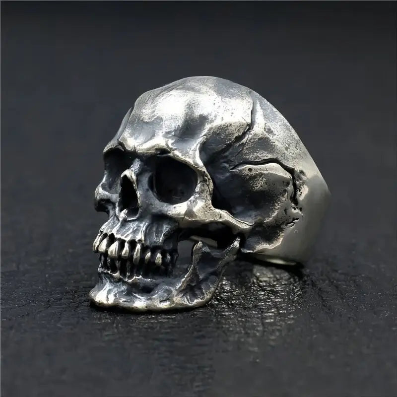 ROCK SKULL SKELETON