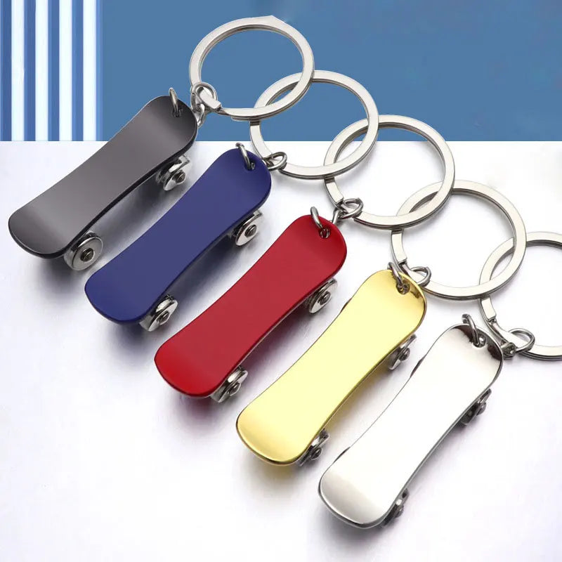 SKATEBOARD SPORTY KEYCHAIN