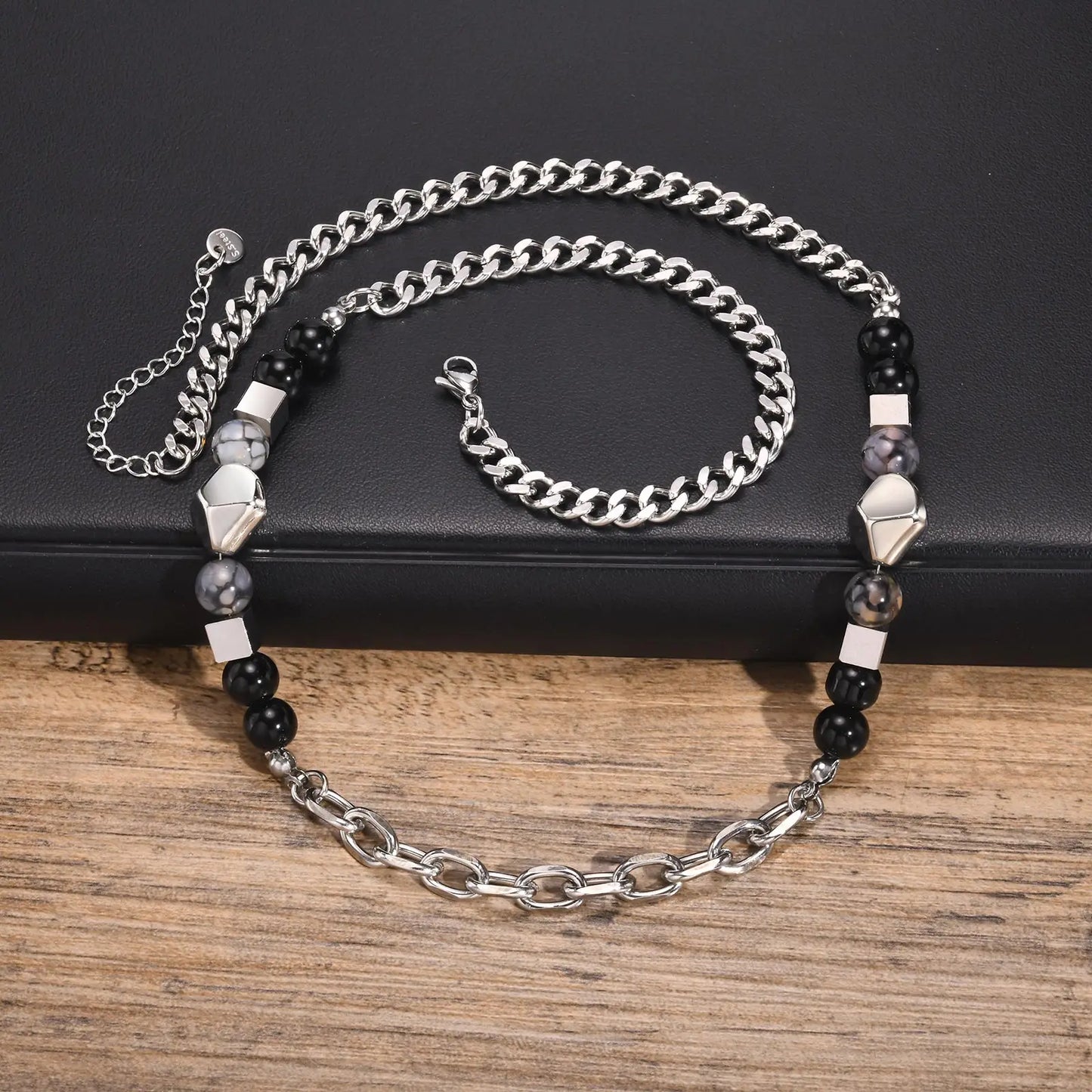 BLACK BEAD CHAIN NECKLACE