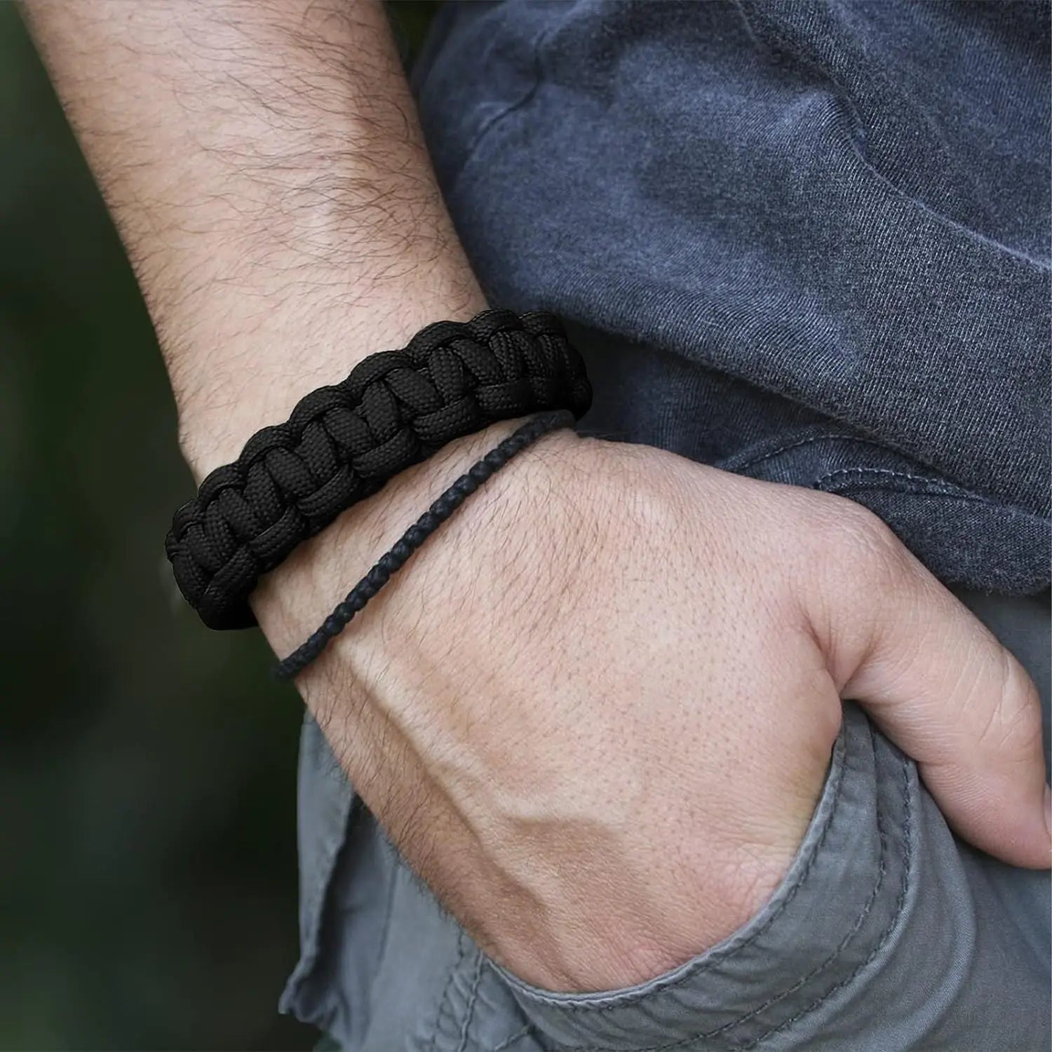 STYLISH HIKING PARACORD