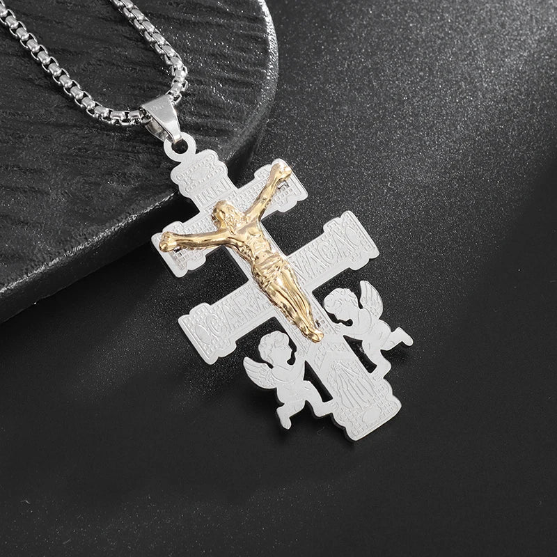 CLASSIC TEMPLAR CROSS NECKLACE